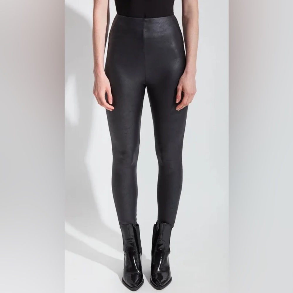 NWT Lyssé Matilda Foil Vegan Leather Shaper Leggings in True Navy